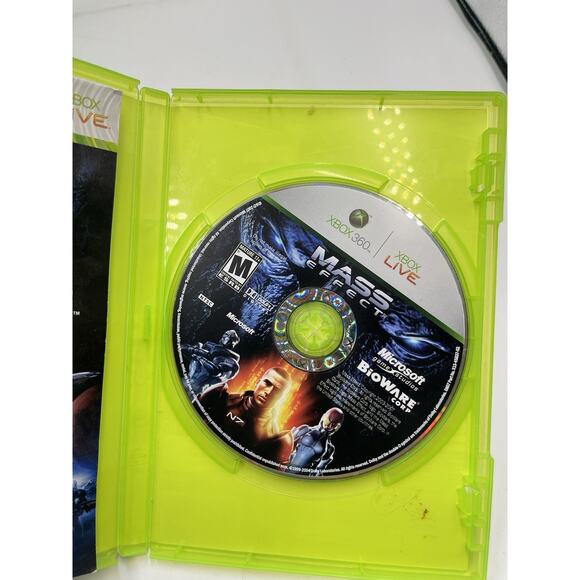 Mass Effect (Microsoft Xbox 360, 2007) CIB Complete Tested and Working - Picture 6 of 7